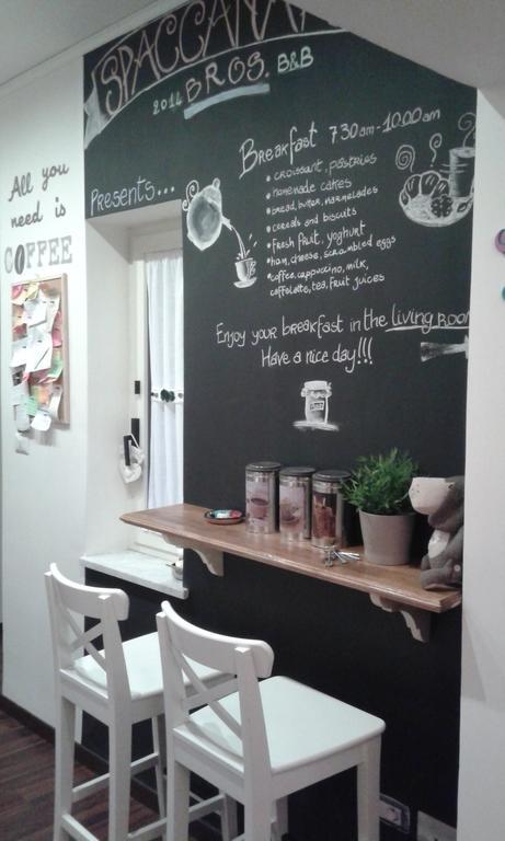 Spaccanapoli Bros. B&B Dış mekan fotoğraf